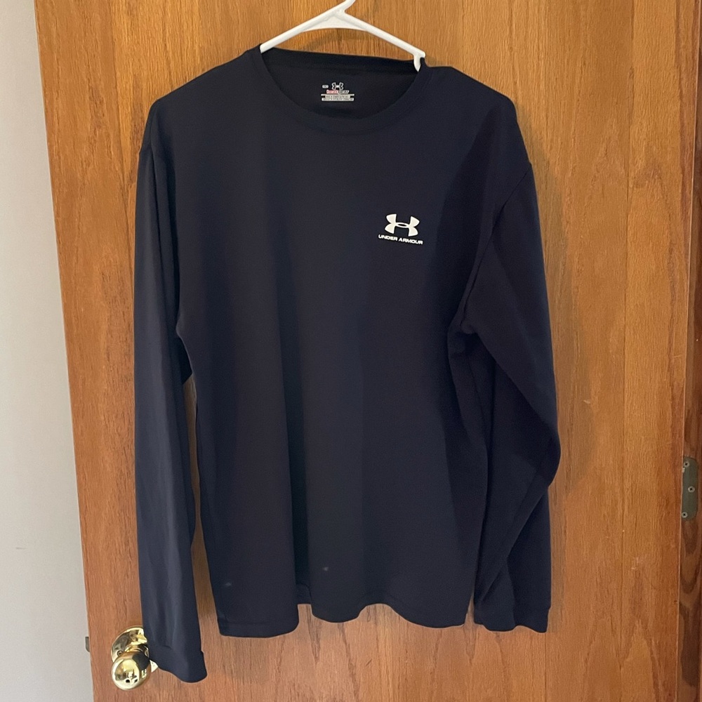 Underarmour shirt